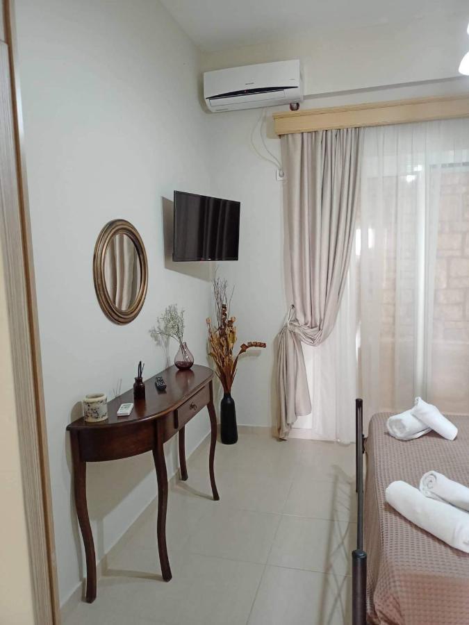Lovely View Apartments Himare Bagian luar foto