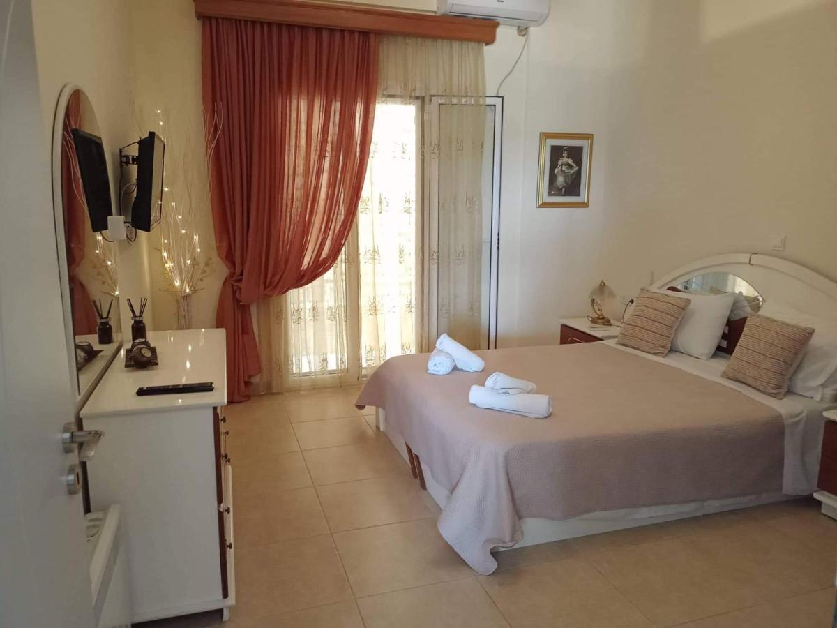 Lovely View Apartments Himare Bagian luar foto