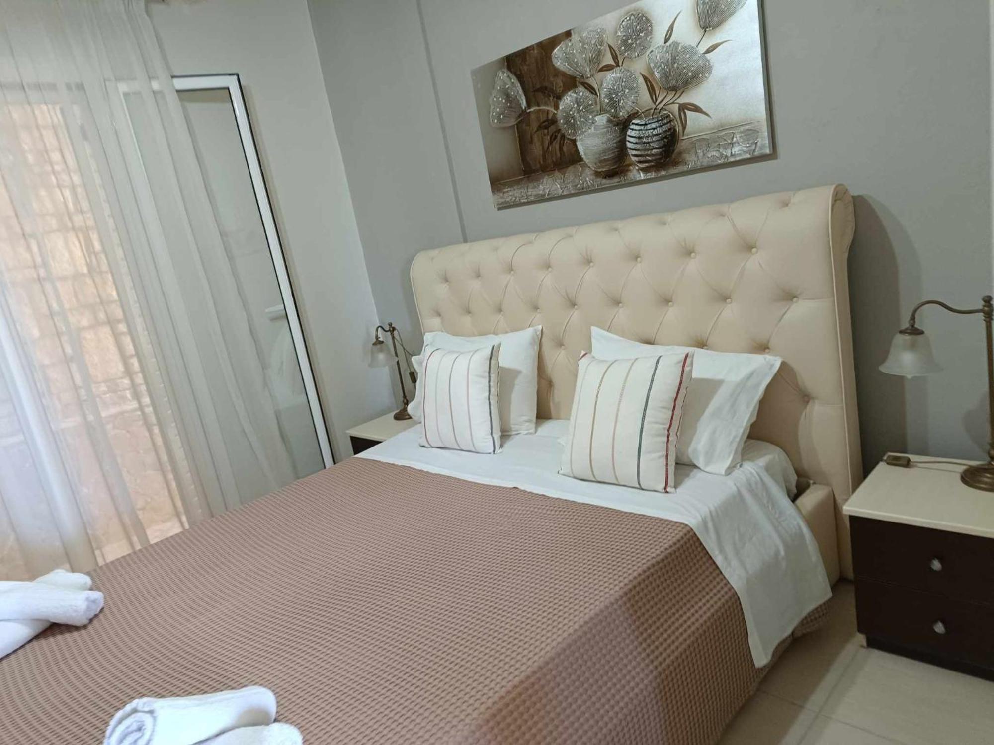 Lovely View Apartments Himare Bagian luar foto