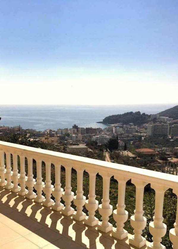 Lovely View Apartments Himare Bagian luar foto